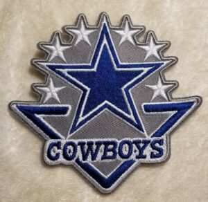 Crochet Star Make a Dallas Cowboys Star with our FREE Pattern!